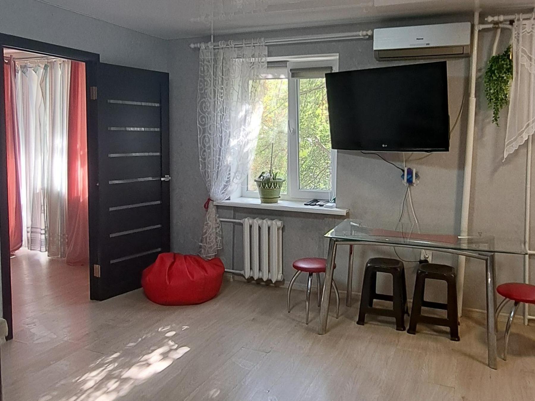 Студия 2 Комнаты В Центре Города Kryvy Rih Extérieur photo